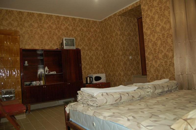 Apartment On Stepana Bandery 37 Постійне Електропостачання ลวีฟ ภายนอก รูปภาพ