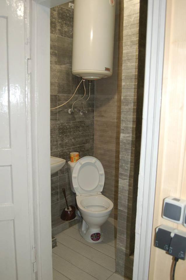 Apartment On Stepana Bandery 37 Постійне Електропостачання ลวีฟ ภายนอก รูปภาพ