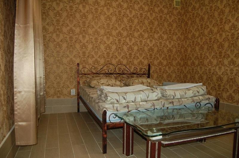 Apartment On Stepana Bandery 37 Постійне Електропостачання ลวีฟ ภายนอก รูปภาพ